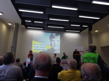 View image on Twitter