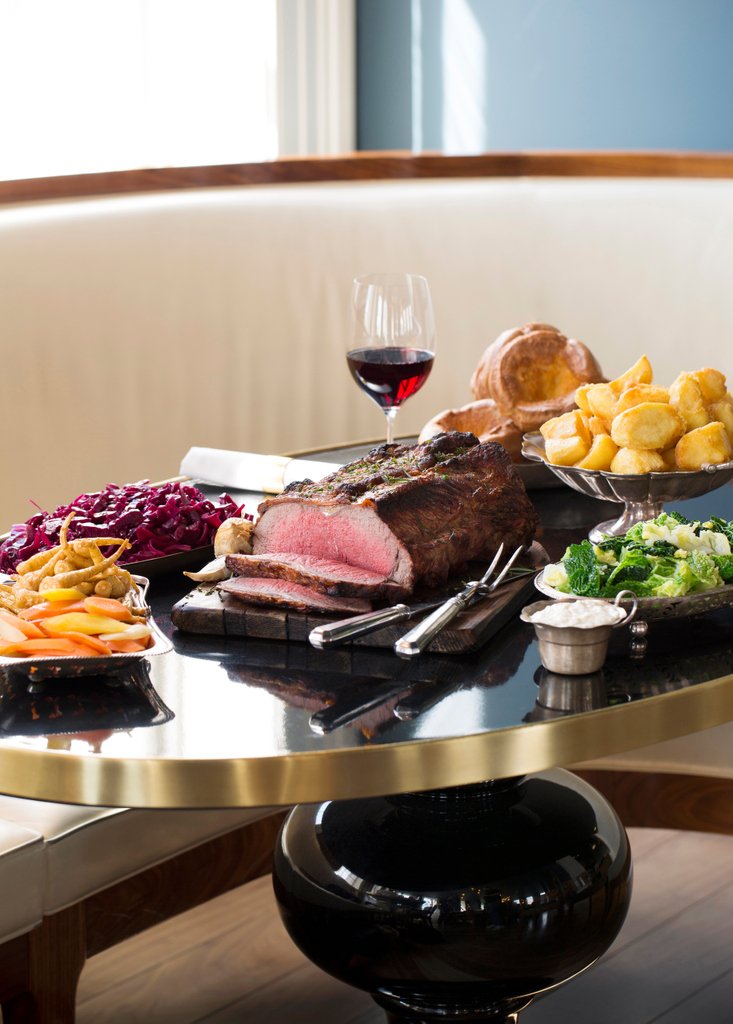 Hearty Sunday roast feasts at #plumspiltmilk are all served with duck fat roast potatoes and glorious Yorkshire puddings 🍴