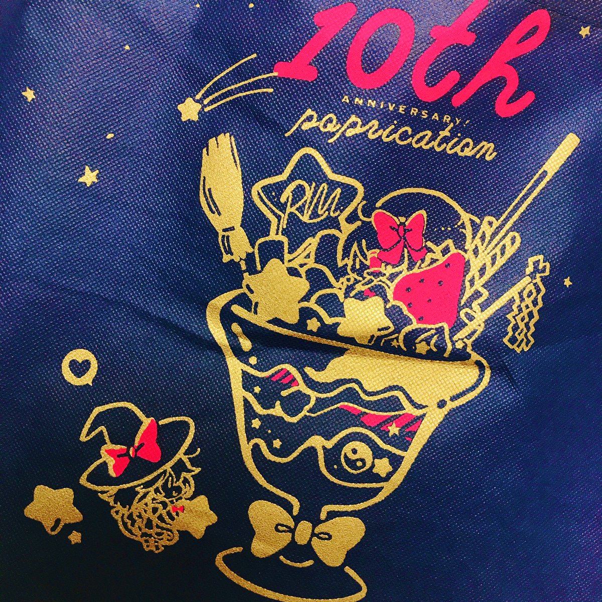 「例大祭セット用のれいまり不織布かばんとクリアファイルです〜活動10周年なのでセル」|べにしゃけ🔸のイラスト
