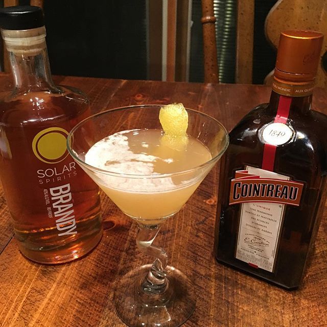 Finishing out the evening with a Solar Sidecar.
⠀⠀⠀⠀⠀⠀⠀⠀⠀
2oz <a href="/solarspirits/">Solar Spirits</a> Merlot Brandy
1/2oz <a href="/cointreau_us/">Cointreau</a>
3/4oz lemon juice
1/4oz rich simple syrup (2:1)
⠀⠀⠀⠀⠀⠀⠀⠀⠀
#509drinks #classiccocktails #mixology #localspirits #whatareyoudrinking