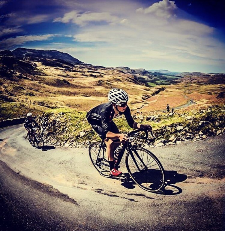 SteveFlemingM9's tweet photo. @tylaloftus showing how it should be done on Hardknott Pass, Fred Whitton Challenge. #cumbria #cycling #lakedistrict #hardknottpass @fred_whitton https://t.co/JeGCTO4U2P
