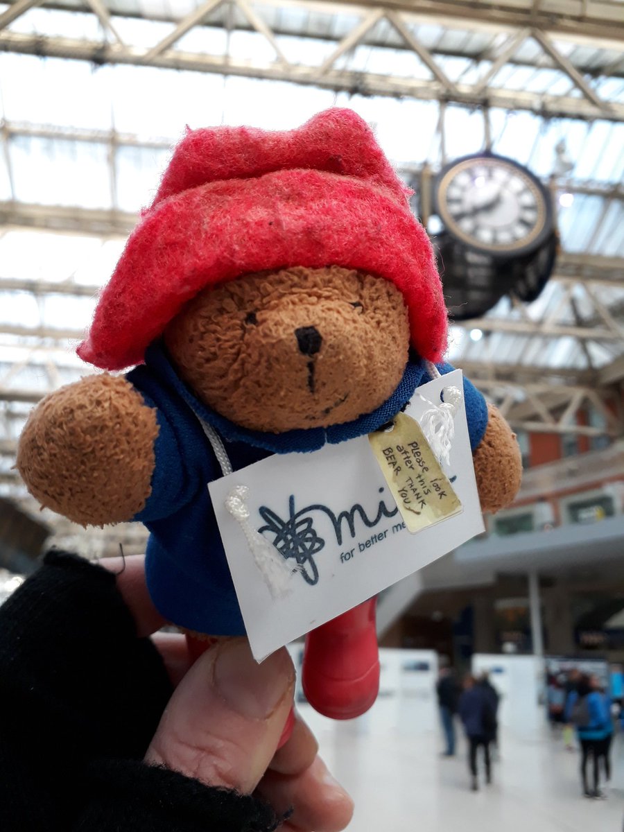 MrPB_Esq's tweet photo. We love you, London! ❤
We've arrived for our #LondonMarathon #TeamMind #GoMindRunner #voluncheering :-)
We are just a little bit excited to be cheering... for *everyone* ❤
#ItsOkNotToBeOk 💙
#MentalHealthMatters 💙
#ThanksABillion ❤ #VLM2019
@LondonMarathon
@MindCharity https://t.co/iCdo0ELdcy