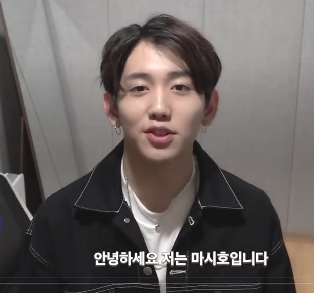 thread of Mashiho& #39;s necklaces