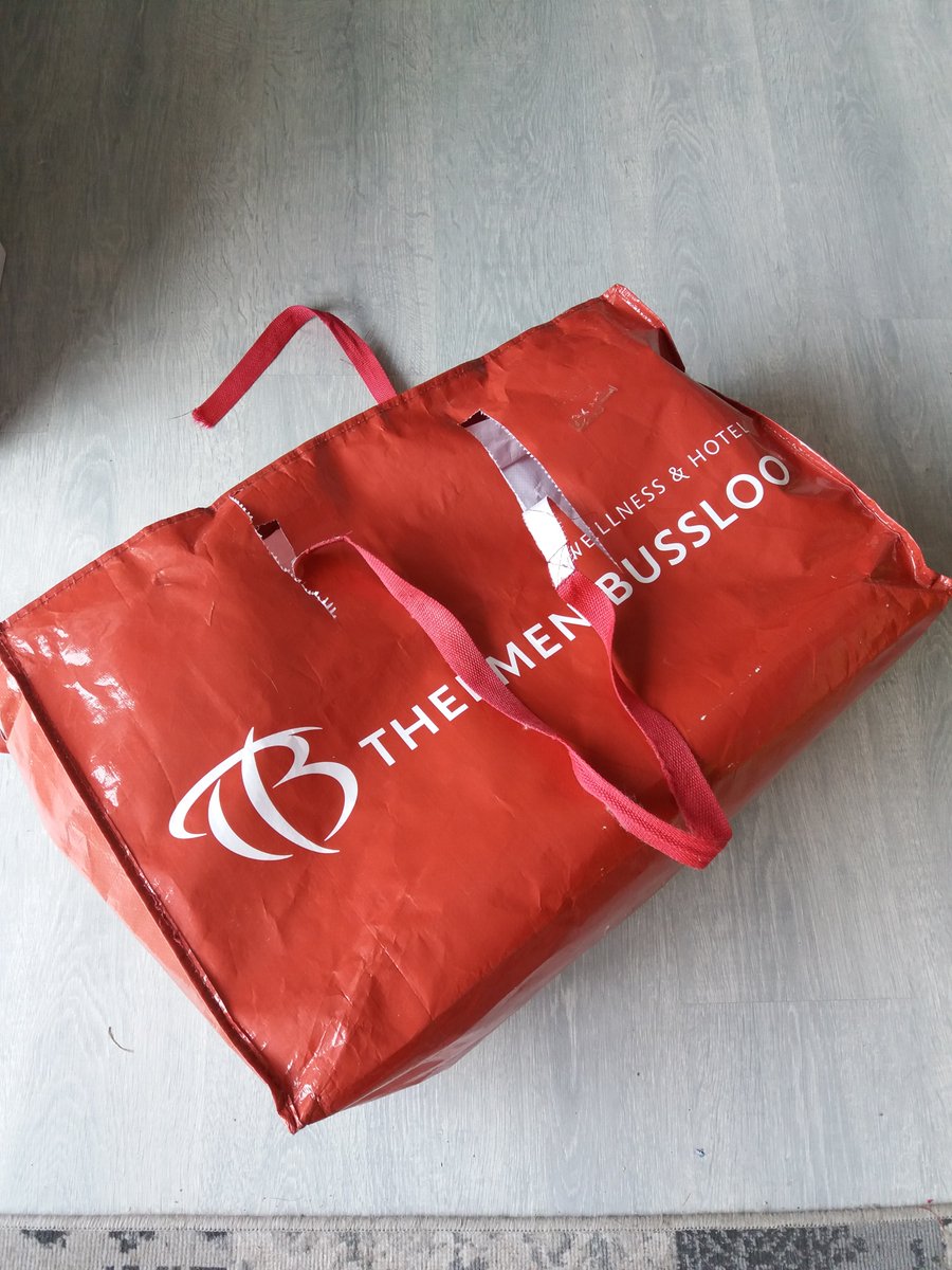 <a href="/ThermenBussloo/">Thermen Bussloo</a> Treurig bericht: Een aantal jaar geleden een fan-tas-tisch weekend bij jullie doorgebracht. De tas die ik toen kreeg, heeft nog jaren veel plezier gebracht. Maar hij heeft ons gisteren helaas moeten verlaten.