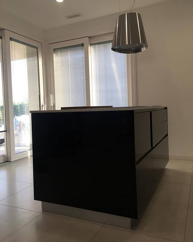 Kitchen27Verona's tweet photo. Kitchen Store la cucina su misura di Verona...solo cose belle #kitchenstoreverona #Mesons #kitcheninterior #kitchendesign #kitchenstore #homesweethome #mykitchen #homelover #home #kitchenisland #interiorlovers #interior123 #interiordesign #interior #mode… https://t.co/oGSIvc6ANg https://t.co/kiCMtUCc3Z