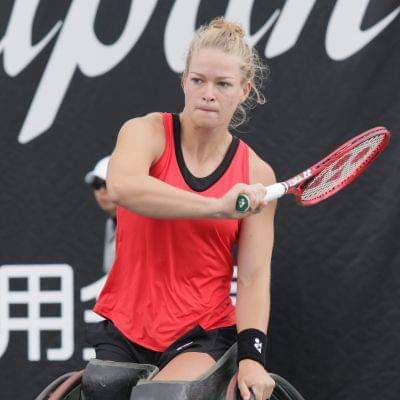 Het was even een gevecht in de tweede set, maar het is gelukt. Ik heb de Japan Open Wheelchair Tennis - 九州車いすテニス協会 gewonnen!!

#Yonexbenelux #teamyonex #Sunrisemedical #teamsunrise #Nissan #Caslamens #ITF #KNLTB #superseries #rolstoeltennis #titel