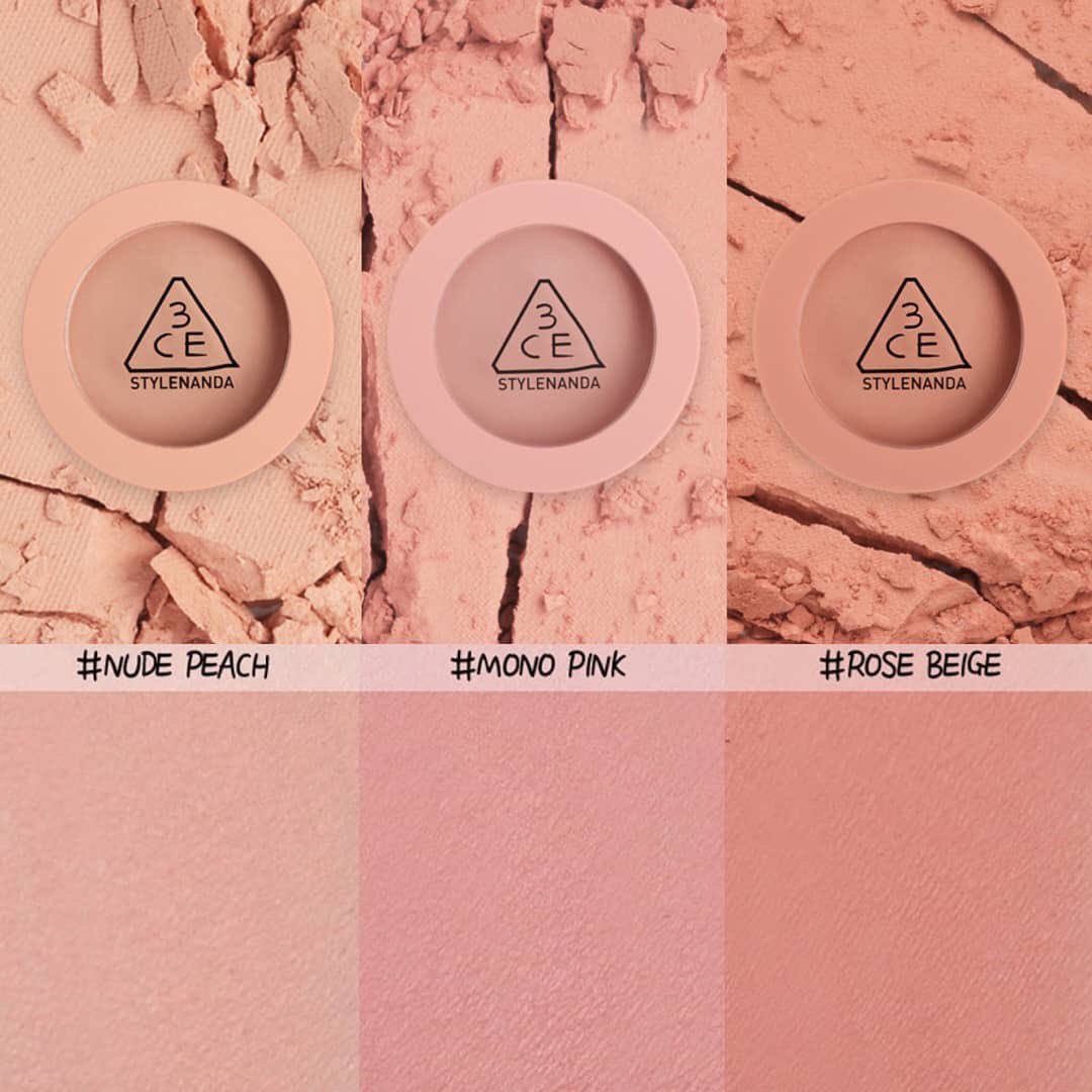kimhanshops's tweet photo. #บลัชออนโทนสีอุ่นๆ 3CE FACE BLUSH มาเเล้วน้า รอบก่อนหมดเร็วมาก บลัชออนรุ่นใหม่ล่าสุด ฮอตสุด รุ่นนี้สีจะมีความนัวๆละมุนๆ ปัดเเล้วได้สีที่ขับผิวมาก ให้สีที่ชัด ระเรื่อๆ เนื้อบลัชเนียนนุ่ม สีติดทน มีให้เลือกทั้งหมด 3 เฉดสี สินค้าพร้อมส่ง ราคา 490 บาท #HowToPerfect #3CE #faceblusher https://t.co/n8o9vFrTh0