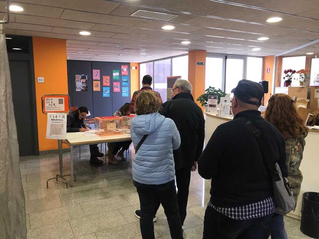 En marxa la jornada electoral del #28A. Els col•legis estan preparats per acollir els 12.871 calellencs i calellenques que podran votar al llarg del dia d’avui. #28ACalellaCOM