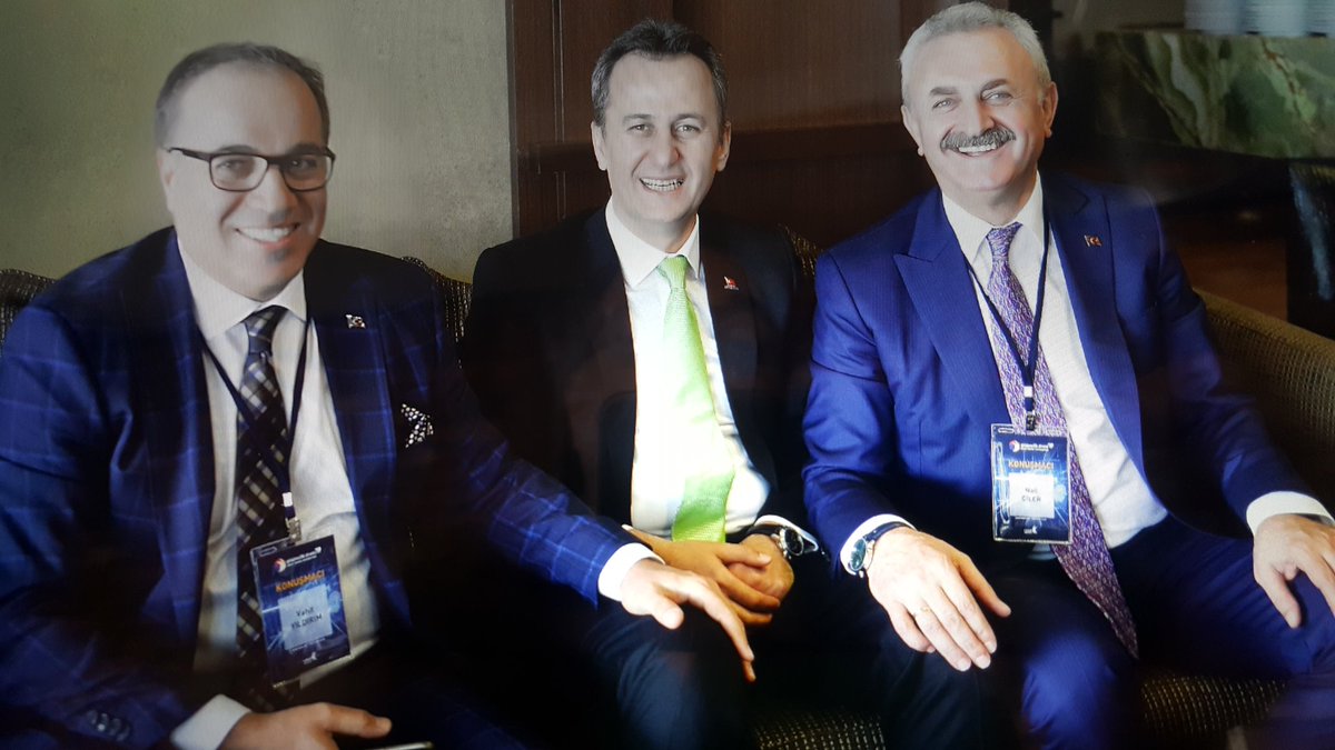 Her yıl geleneksel hale getirdiğimiz göz bebeğimiz, Gebze Teknik Üniversitesi girişimcilik zirvesi yapıldı, tüm emeği geçenlere teşekkür ediyor sevgili öğrencilerimizin ve değerli hocalarımızın  başarılarının devamını diliyorum.