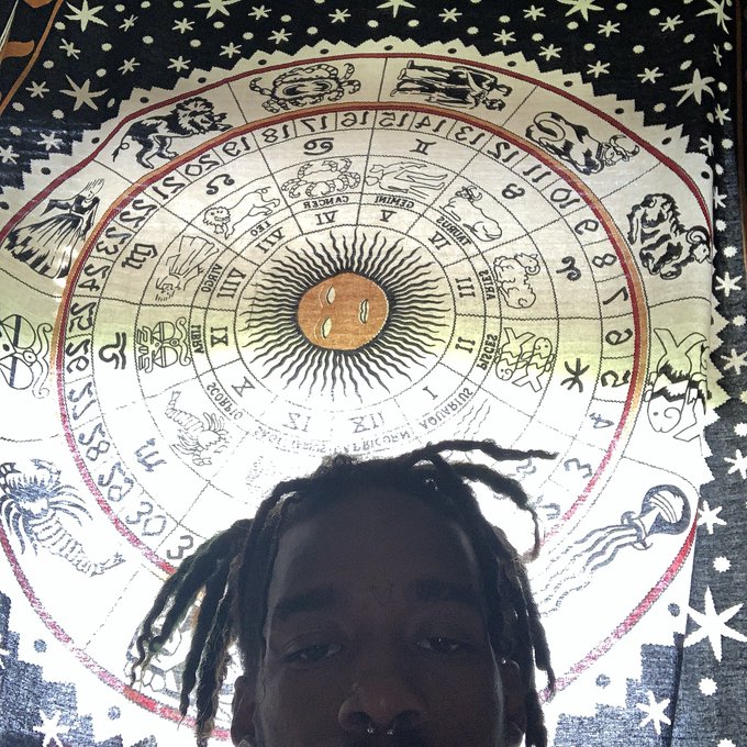 What&rsquo;s ya sign ? https://t.co/uySEidUd9e<a href="/tag/tbh"class="tags"><span>#tbh</span></a>