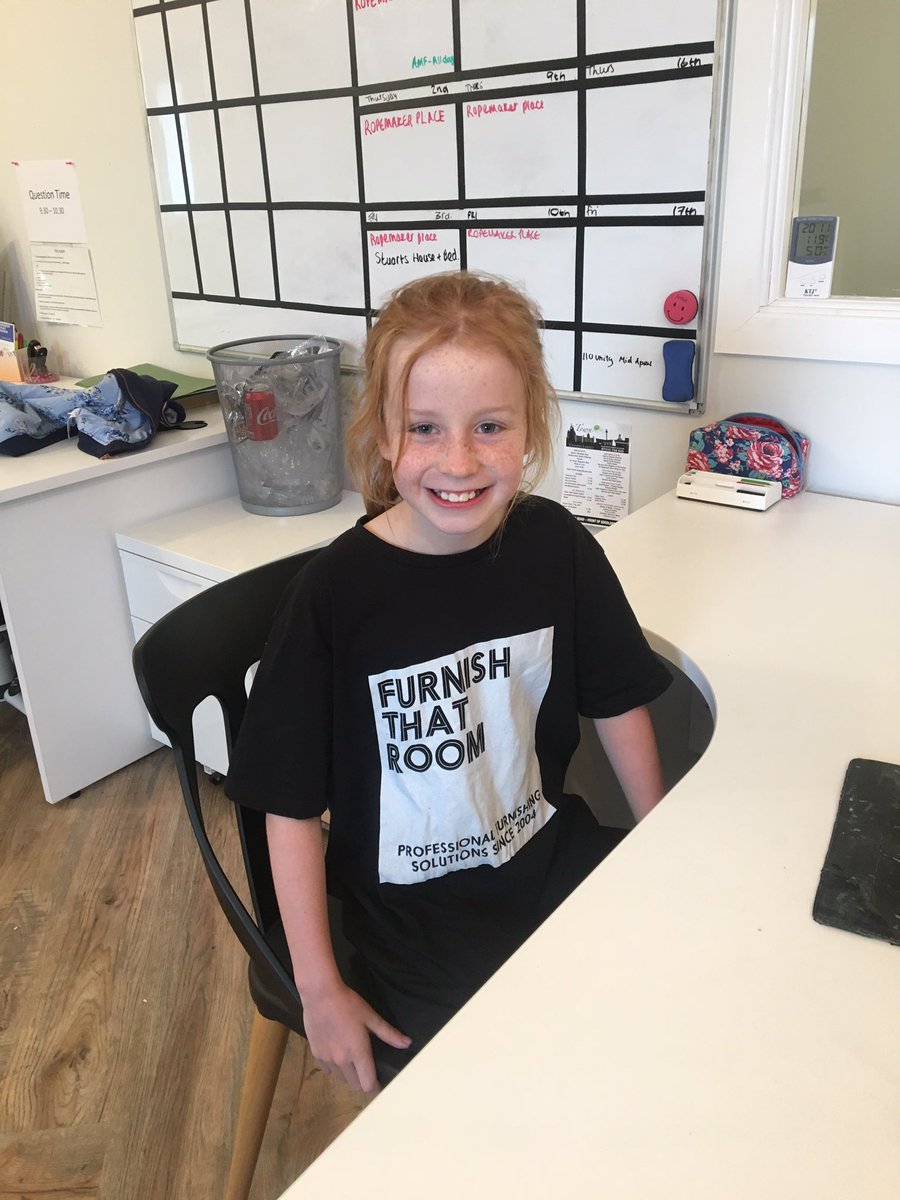 furnishthatroom's tweet image. Taking the sting out of working on a Sunday morning (which I hate doing)..my daughter ‘insists’ on helping dad. #sundayworking #newemployee #mademyday