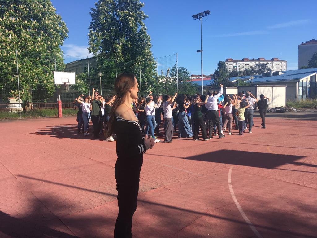 LaPiattaforma's tweet image. Oggi in piazza San Carlo h.15 #NelkenLine con Julie Stanzak #pdv #TJF2019 ##Didee