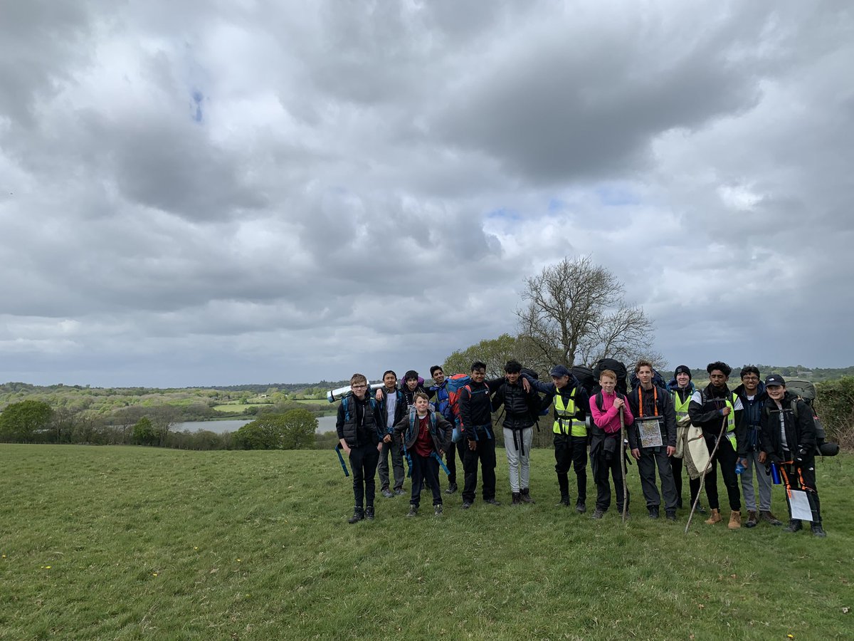 fayeaffleck's tweet image. An absolute pleasure walking with teams Yankee and Zulu yesterday - here’s hoping their navigation skills are as good today 🤞🏼#assess #packitin @DartfordGS @DGSBronzeDofE