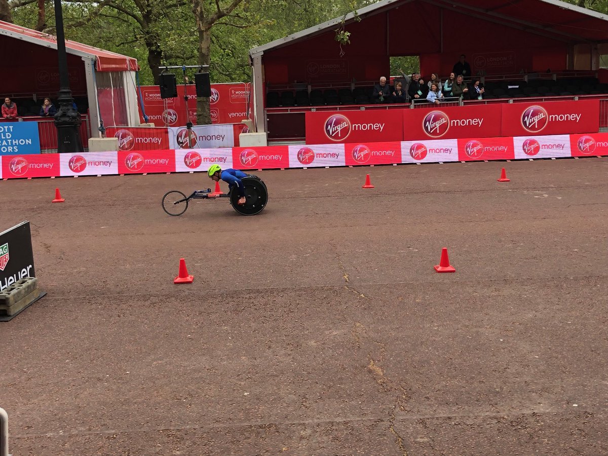 US athlete Daniel Romanchuk wins London Marathon over Marcel Hug. At age 20, the torch has been passed to Daniel in men’s pushrim