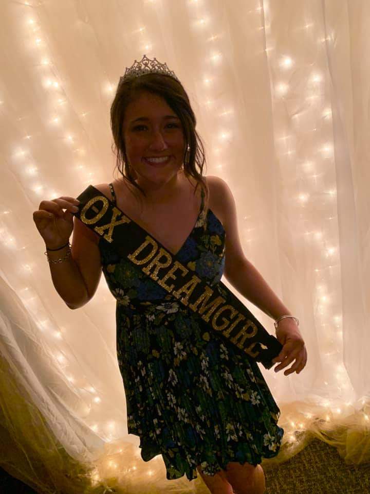 ISUThetaChi's tweet image. Congratulations to @emmadrew22 for becoming our new Dream Girl. Welcome to the family!