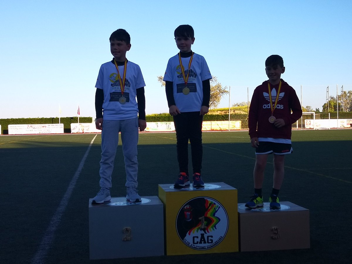 Excelentes resultados obtenidos por los componentes de la escuela cosechando ocho medallas en las carrera de Guadarrama