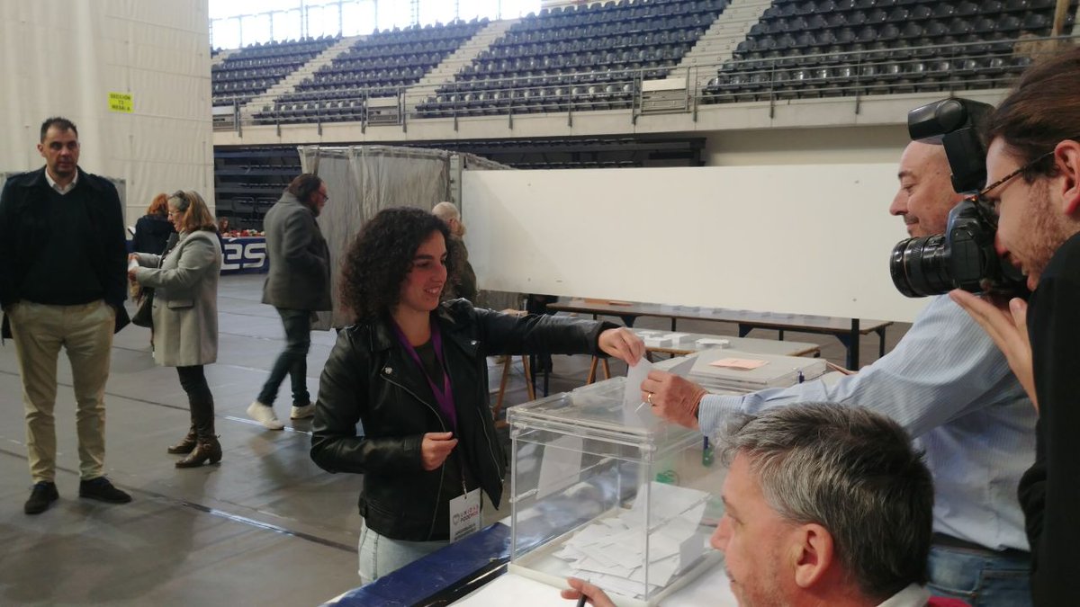 Votando con alegría por el futuro y los derechos de tod@s.#28AUnidasPodemos #28A #HoyUnidasPodemos #EstaHistoriaLaEscribesTú #EleccionesGenerales28A