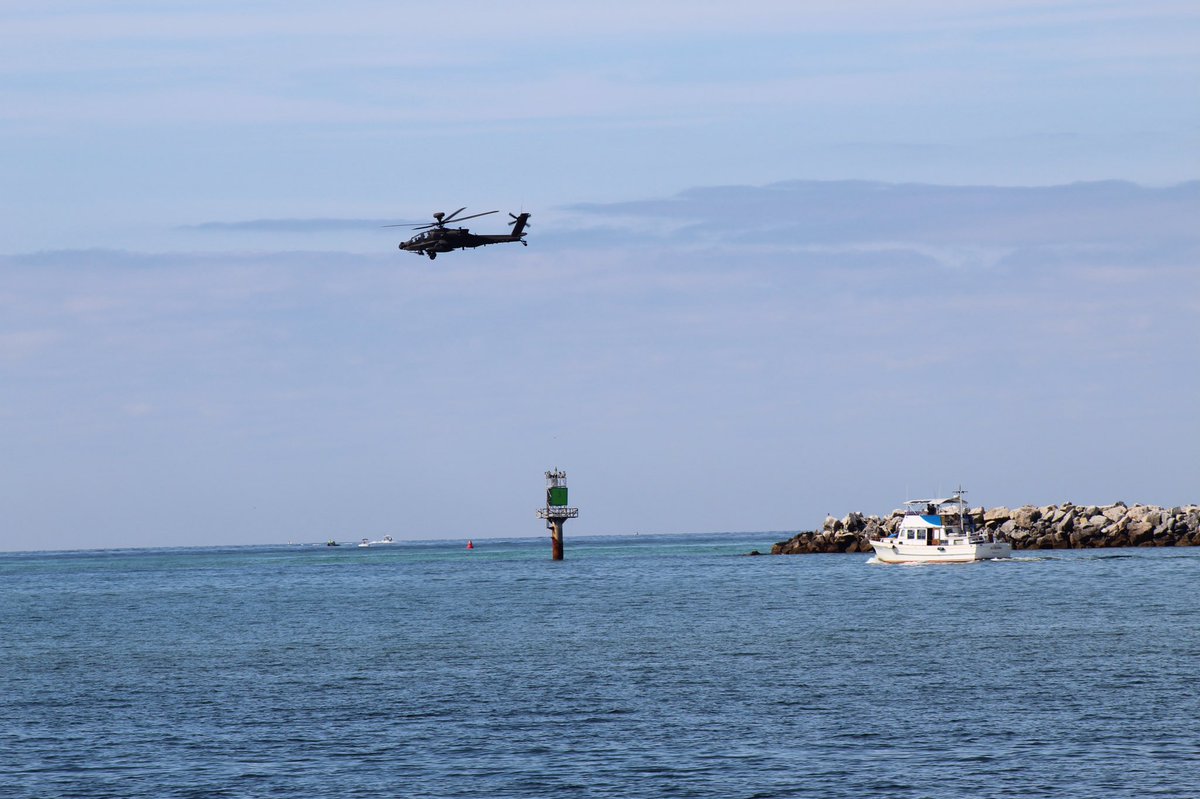 splashboards's tweet photo. Pair of Army Apache AH-64’s cruising down the coast. Pictures taken over East Pass and Holiday Isle. #splashboardsmedia #destin #army #helicopter #military #america #boeing #sunday https://t.co/0CM1xpRRVd
