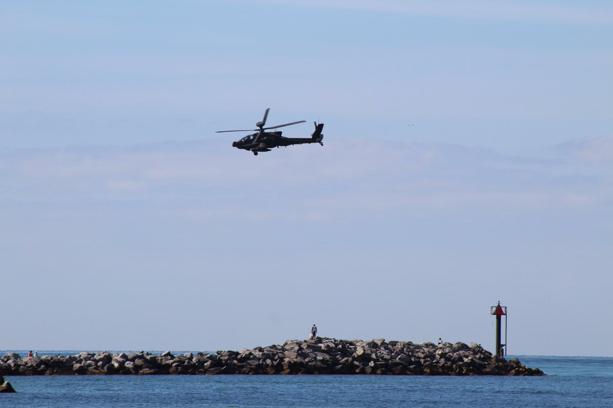 splashboards's tweet photo. Pair of Army Apache AH-64’s cruising down the coast. Pictures taken over East Pass and Holiday Isle. #splashboardsmedia #destin #army #helicopter #military #america #boeing #sunday https://t.co/0CM1xpRRVd