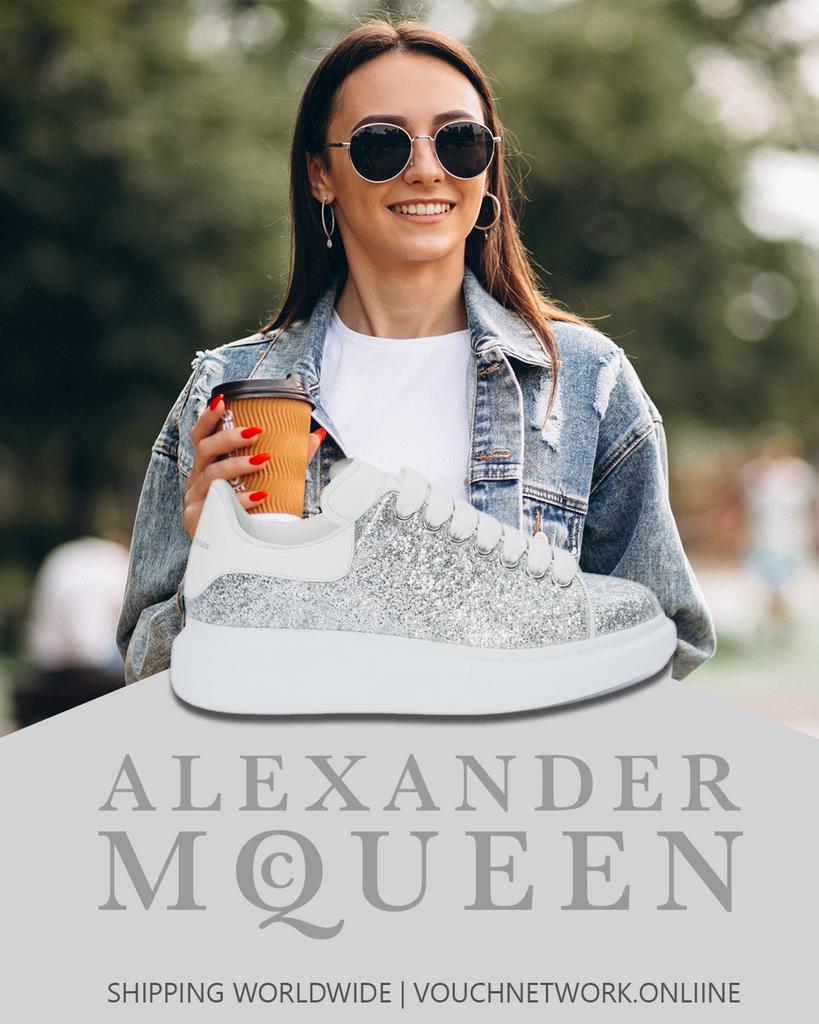 NetworkVouch's tweet photo. Three words: shiny, sparkly, Alexander McQueen <3 https://t.co/g2b8wUUjmU