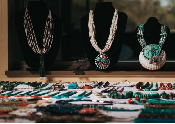 TonyaOakheart's tweet photo. Fun Event! Native American Art Fair @CahokiaMounds till 4 PM today

.@StLouisTraffic .@stltoday .@LindenwoodU .@websteru .@WUSTLucollege https://t.co/2IZAnqxc8Q