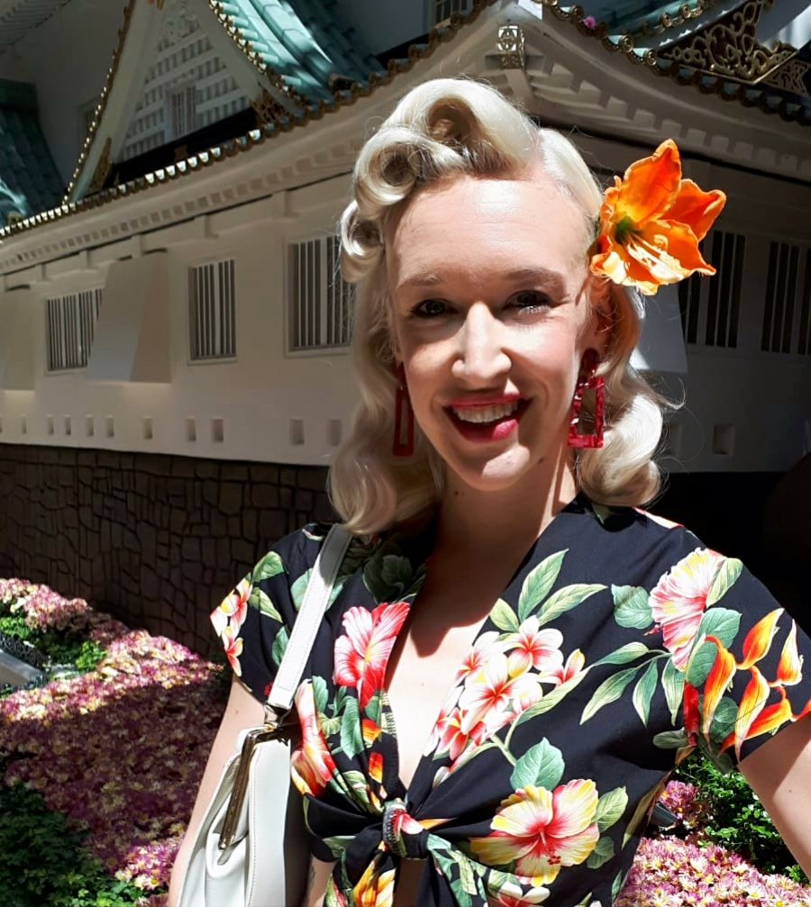 A fab three weeks travelling around SW America, ending up at Viva Las Vegas which was amazing! I have some exciting gigs coming up and still have some availability for July/August. Get in touch if you're looking for a swinging, vintage singer! #vintage #jazzsinger #vintagesinger