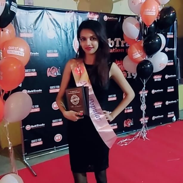 Lakshita1809's tweet image. Miss popular 2k19 👸
#freshers2k19 #popular 💕
@ManushiChhillar