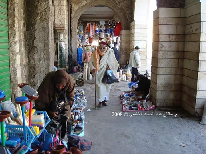 - أقواس الفندق البلدي 2008، ان شاء الله يردن ايامه ❤

#بنغازي