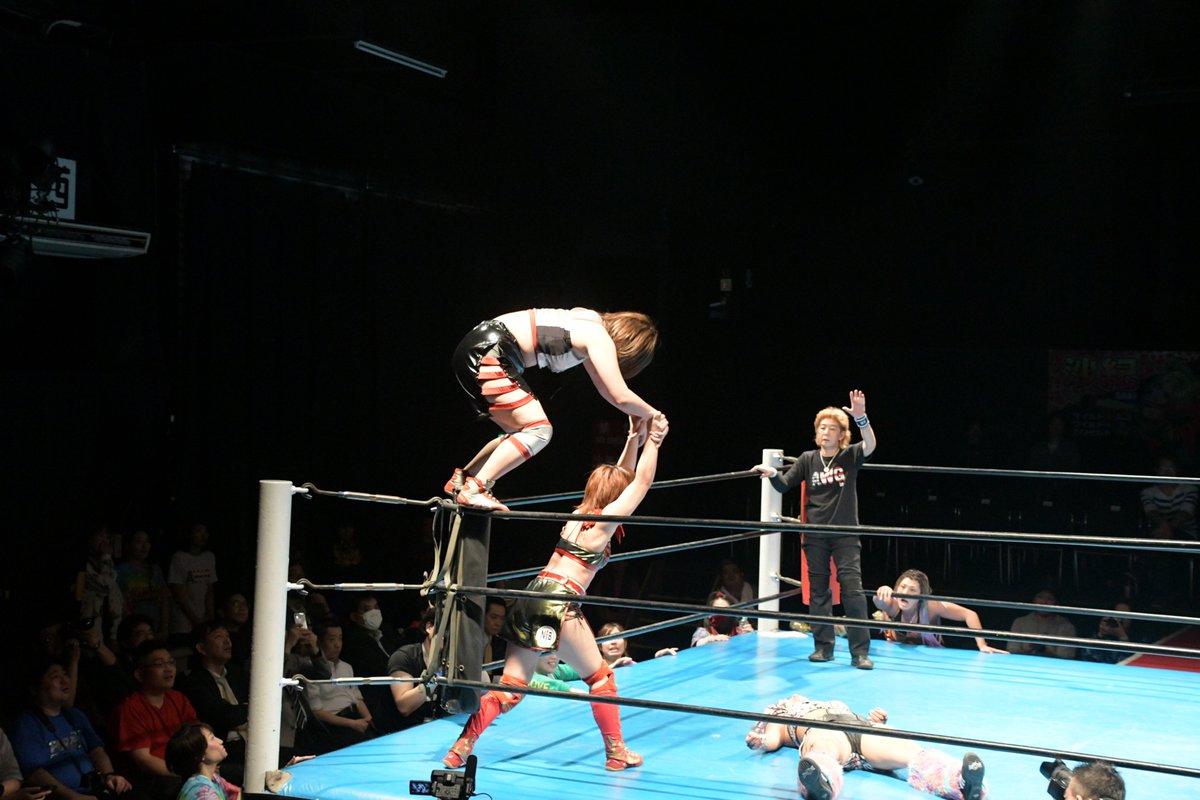 SuperLight977's tweet photo. 2019.04.25
#ACT39

#ひめかボム

#アクトレスガールズ
#AWG
#新木場1stRING https://t.co/sE723vS2tj
