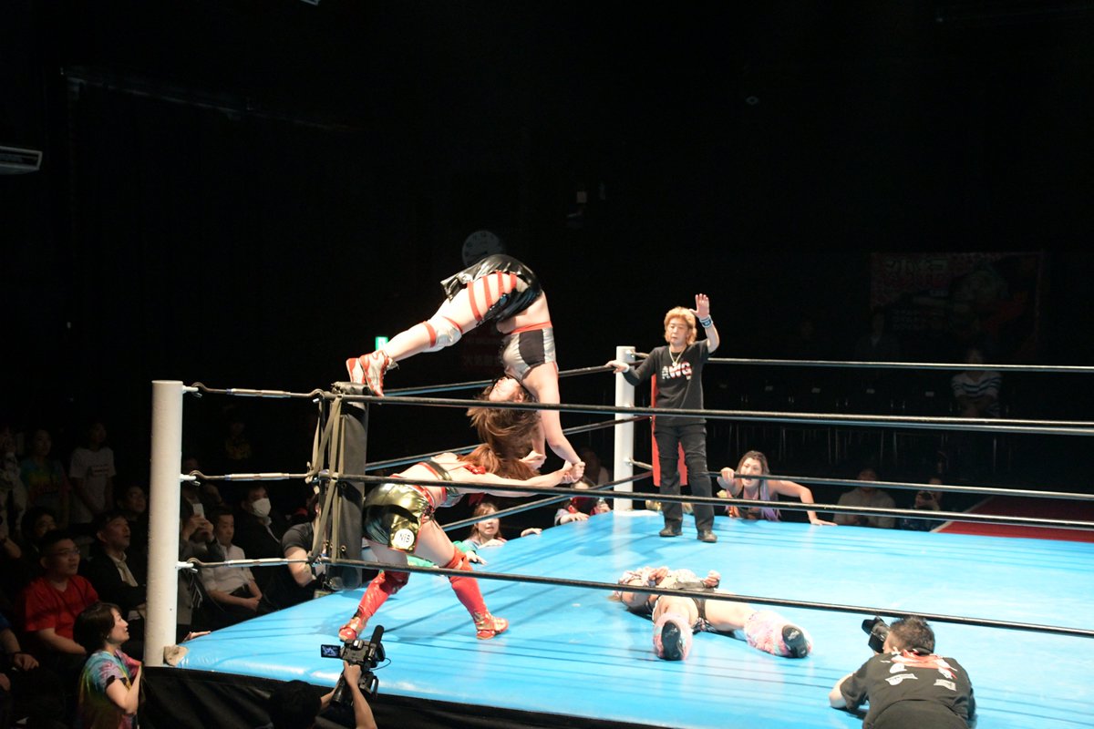 SuperLight977's tweet photo. 2019.04.25
#ACT39

#ひめかボム

#アクトレスガールズ
#AWG
#新木場1stRING https://t.co/sE723vS2tj