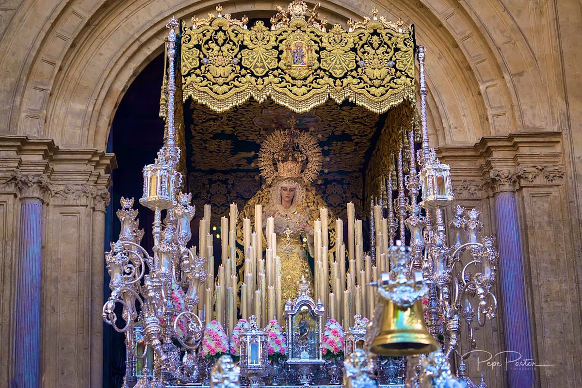 Es momento de dar gracias por el mágico Domingo de Ramos que vivimos bajo la Virgen de #LágrimasyFavores.
Privilegiados por estar tan cerca de Ella, por ser sus pies, por tener la familia que tenemos y por mil cosas más. ¡Viva Lágrimas!

📸 Pepe Pastor