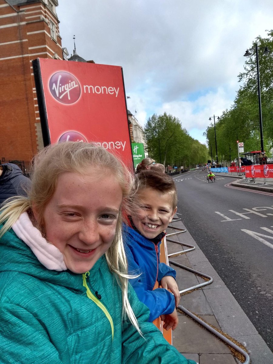 ValleyLeven's tweet photo. WOW!!!!! These 2 absolutely SMASHED it &amp; our Jessica came 3rd in her race. What an AMAZING achievement. Outstanding performances from both the girls. Well done Lisi &amp; Jess. We are so very proud of you 🏃🏼‍♀️🎽🏅🇬🇧
Look how much fun our supporters are having too! 🙊 #minimarathon2019 https://t.co/1w4mGhEU2U