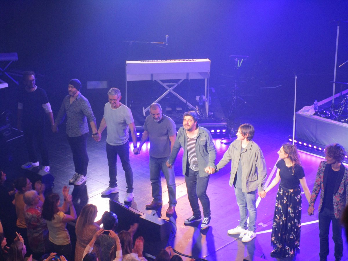 SandyVdd83's tweet photo. Énorme concert de @patrickfiorioff hier soir au @CepacSilo de #Marseille Un artiste simple, drôle et généreux qui donne énormément a son public. C'est toujours un bonheur de le voir sur scène. On s'est vraiment régalé avec @isalulu13 alors merci Patrick 😉 #PromesseTour https://t.co/mGYKQFVrYc