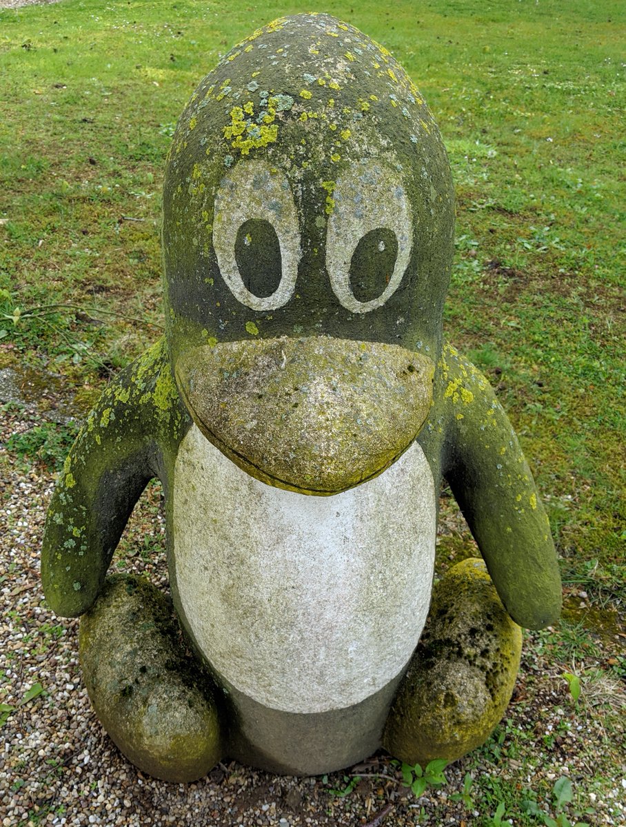 Szlauszaf's tweet photo. Wie immer geht ein Dankeschön an die tollen Teilnehmer und alle Entwickler und Helfer, die @s9y möglich machen, und ein riesengroßes Dankeschön an das #Linuxhotel, das mit seinen praktisch geschenkten Community-Angebot für Open-Source-Projekte diese jährlichen Treffen ermöglicht. https://t.co/iCFM4Ua5a7