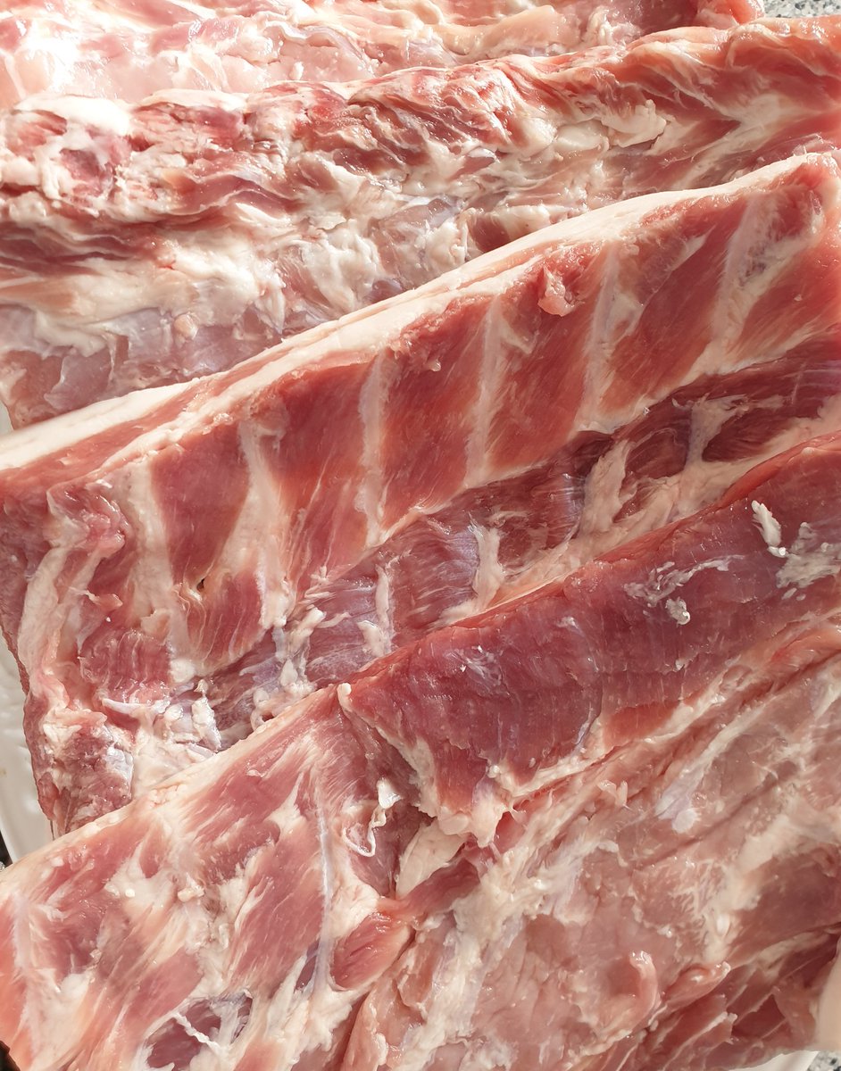 kpc1875's tweet image. When your butcher understands exactly what you need. @Rossiters Quality ingredients to quality finished product. #salami #chorizo #kitchenexperiments