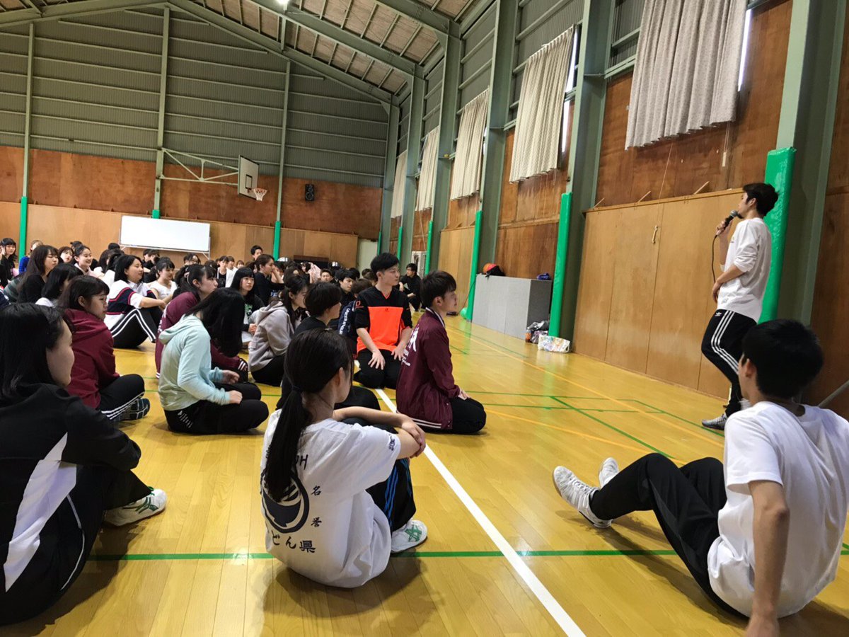 こんばんは🌙私たちは新歓合宿で河口湖に来ております🗻🍖👻
午後はレクとダンスタイム💃夜はBBQ🥓これからお化け屋敷が始まろうとしております😳ドキドキです💕