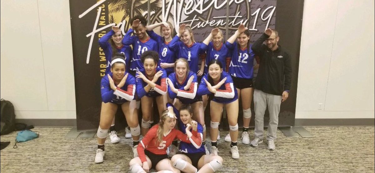 LoneStar 15 Red is headed to gold in open at the Far Westerns tournament to triple qualify!! #lonestarvolleyball #LoneStar15white #trusttheprocess