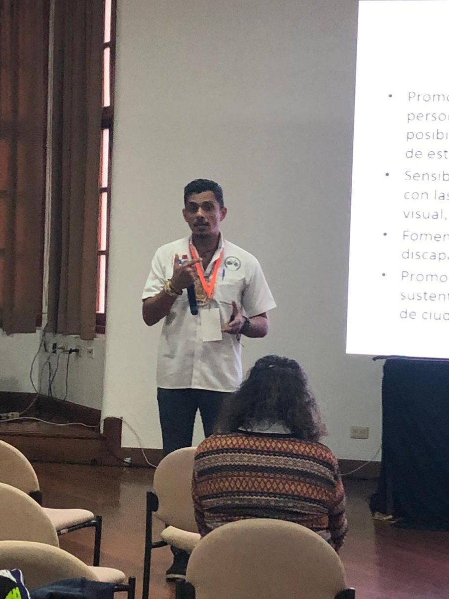juventinoquiroz's tweet photo. Misión cumplida en Quito en el @WorldBikeForum presentar dos de los muchos proyectos que lleva el @MCCPanama uno #paseoaciegas el otro Alcaldes de la bicicleta #BMProgram gracias a todos lo que lo hicieron realidad @BYCS_org @NLinPanama A por más. #seguimosadelante https://t.co/x8rOAH3X9r