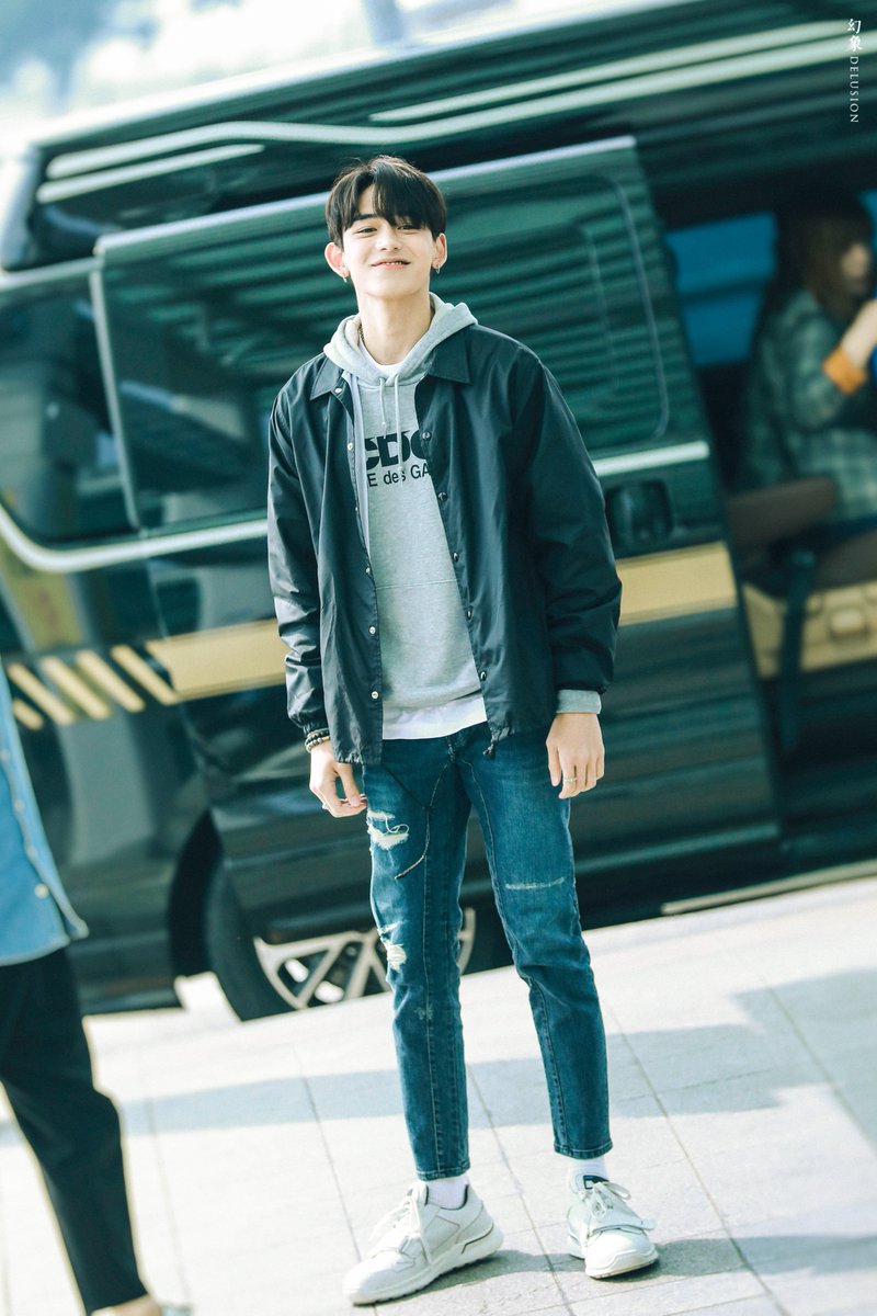 DelusionLucas's tweet photo. #LUCAS #루카스 #黄旭熙 #WayV #威神V

190424

ICN HQ https://t.co/Q6FGCp9i8q