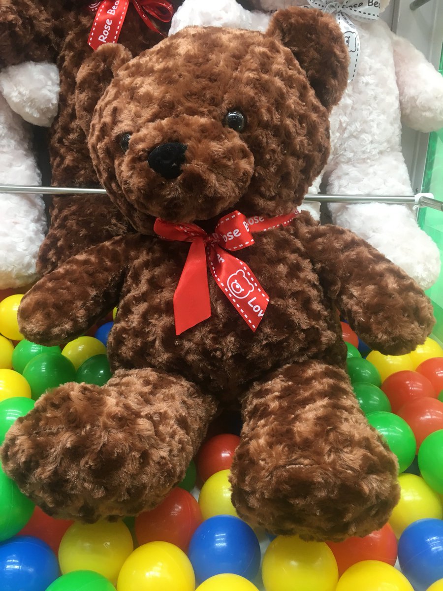 ট ইট র 8games上板橋店 最新プライズ入荷情報 ラブリーローズベアレトロbig 全２種 入荷しました 可愛いクマです ぬいぐるみの中でも大きい方です 本物のクマと比較するとかなり小さいです ご来店お待ちしております ラブリーローズベア