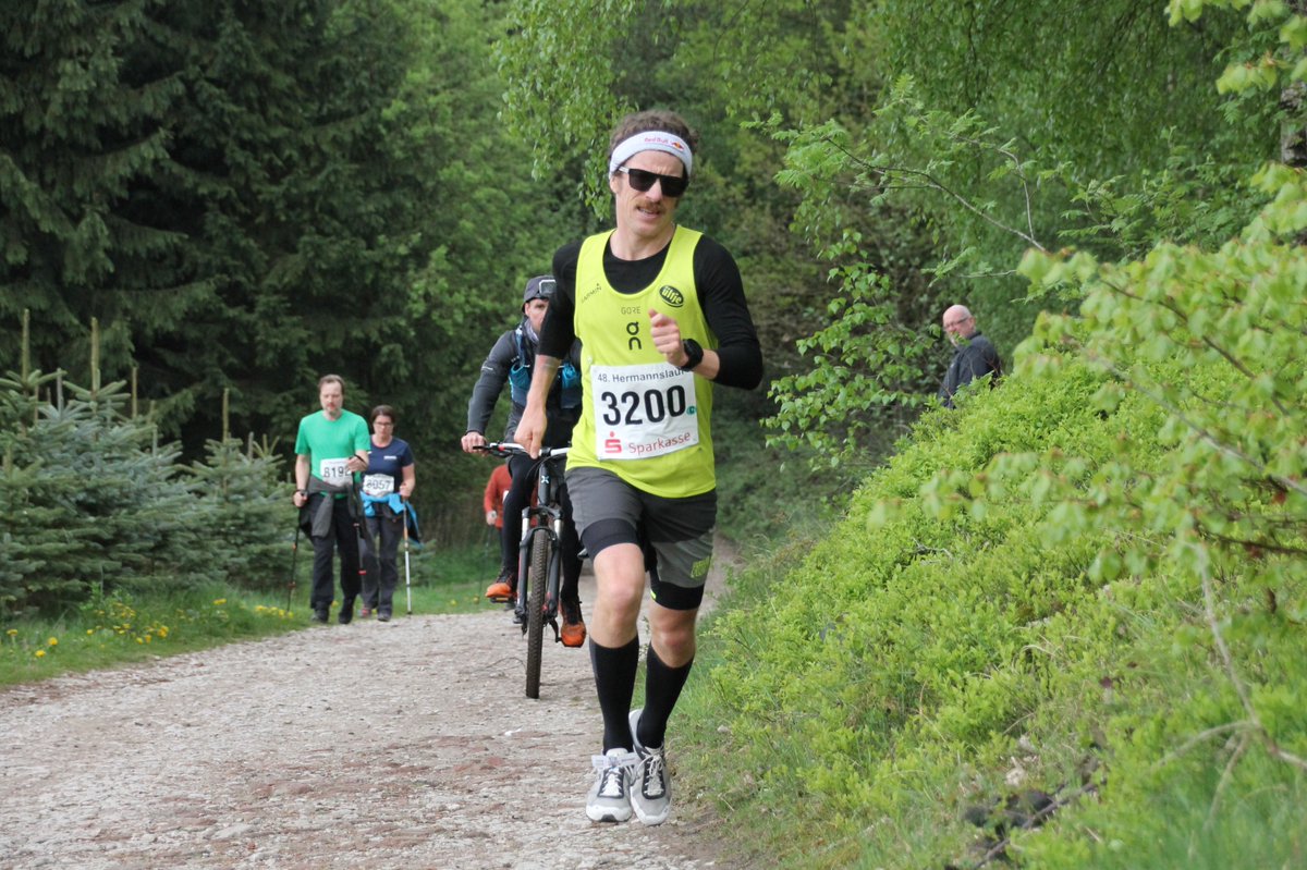 laufpix tweet picture