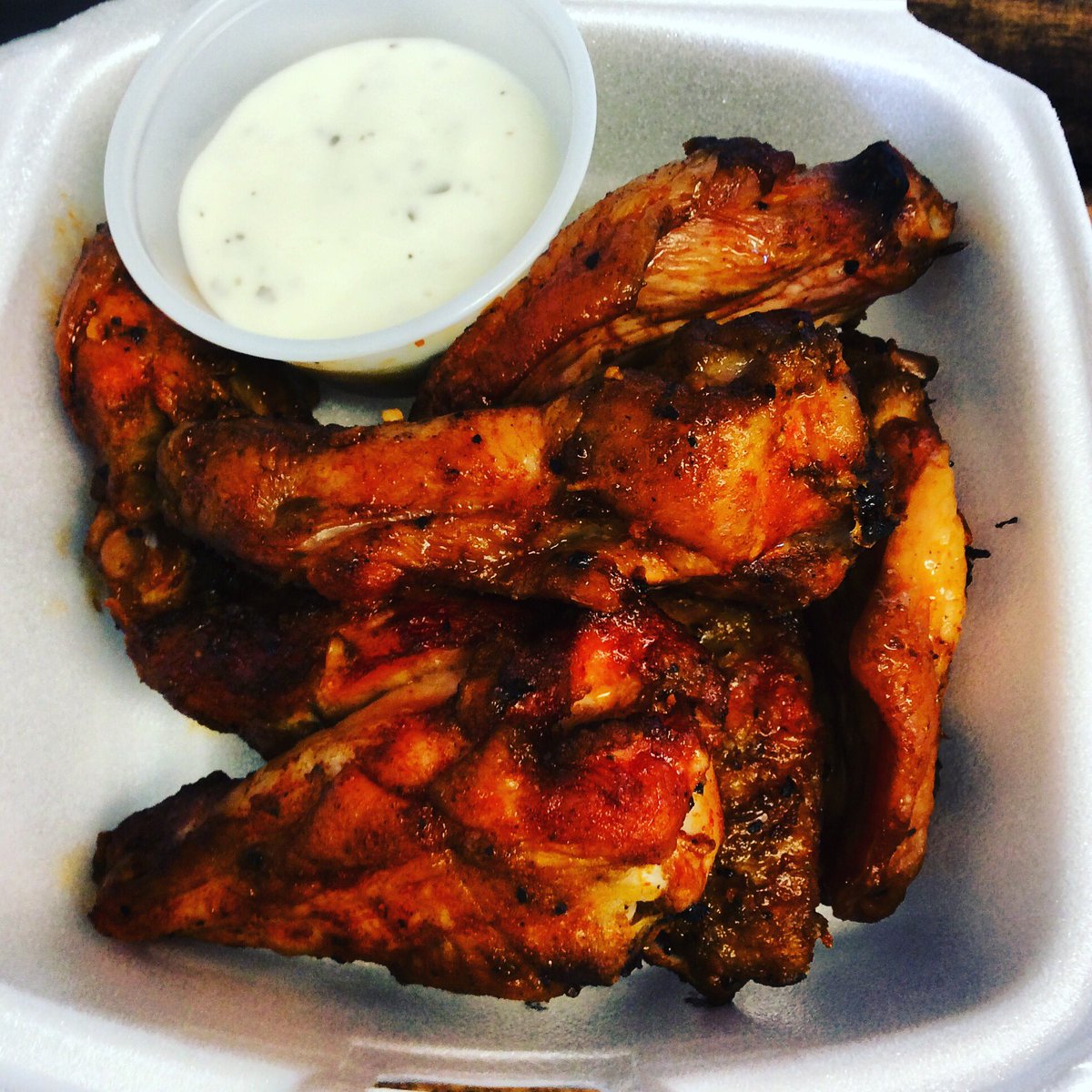 Lightly sauced #WINGS #smokedwings #craftbbq #realbbq #tennesseebbq