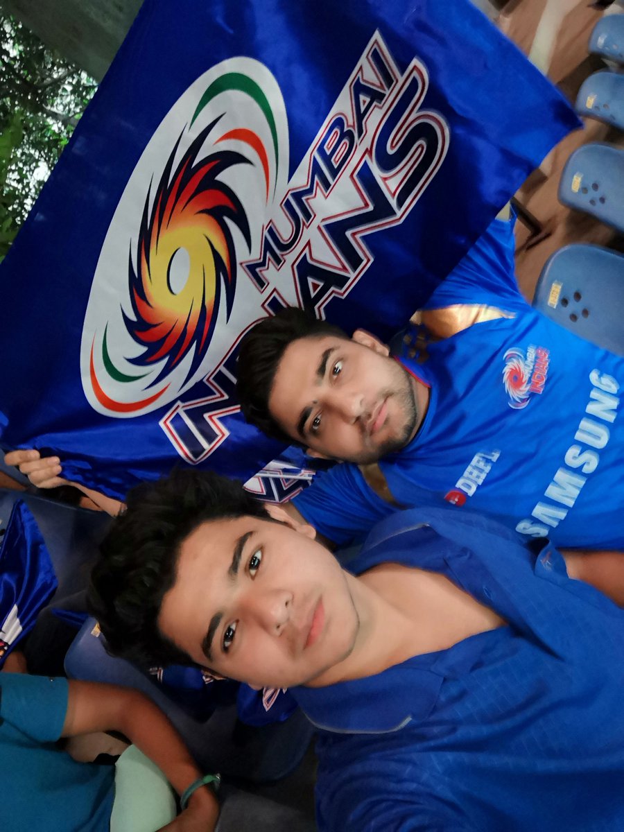 vishalmalavya's tweet photo. @CEATtyres @ImRo45 🔹 @ImRo45  has Started his cricjet career As👉 Right Arm Off Break Bowler 🏏

#VIVOIPL #CEATTrivia
#ContestAlert @CEATtyres

Join:.
@sanchitabhartiy
@AnuModi_
@iamadilkhan
@Megha_020
@kumar_sarjar
@abizz_shaikh
@mit_vira60
@Coolekta1
@yash_gosalia 
@Vaibhav17m https://t.co/8TGoE8QR81