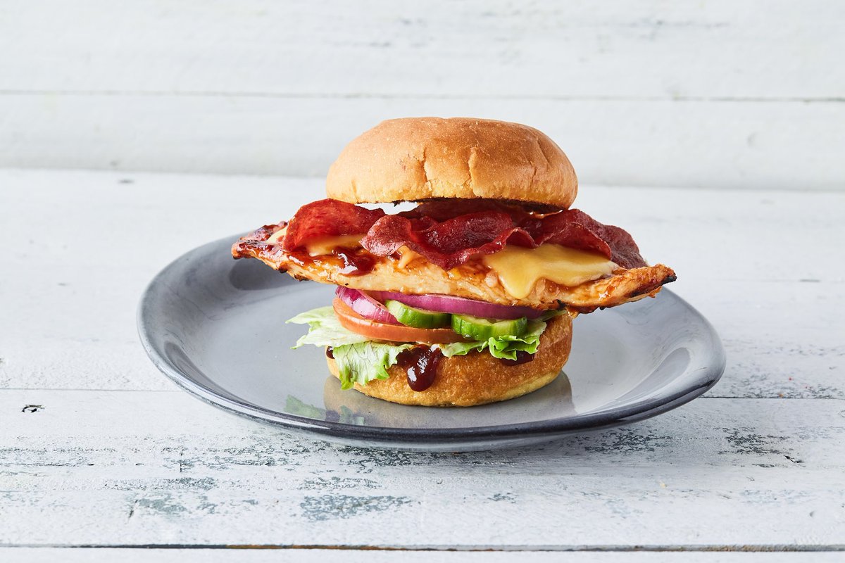 Applebeeskw's tweet photo. Honey Bbq chicken 🍔 https://t.co/dvAQuuNmMp