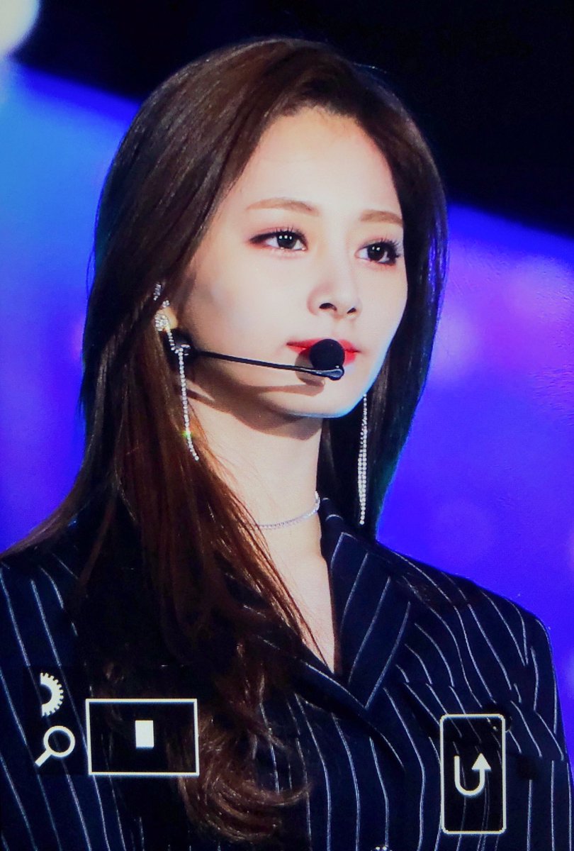 190428
앗💦
<a href="/JYPETWICE/">TWICE</a> #쯔위 #TZUYU #TWICE