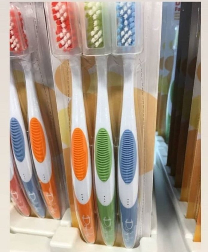 RECUERDA QUE SI COMPRAS EL AZUL O EL NARANJA TAMBIEN TE LLEVAS EL VERDE

¡¡VOTA!!

#EleccionesGenerales28A 
#28A