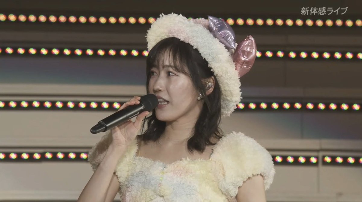 ででまる 渡辺麻友 だからもうちゃんとこの衣装に似合う見た目になろうと思って頑張って仕上げてきました 柏木由紀 こんなに細いのにダイエットをしてて 一緒にリハーサルの間にファミレスみたいな所に行ったんですよ