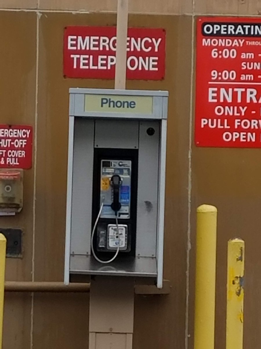 saintchops's tweet photo. If you late better call mama to let her know! Only my old school folks will know. https://t.co/fVR9U3yfQq