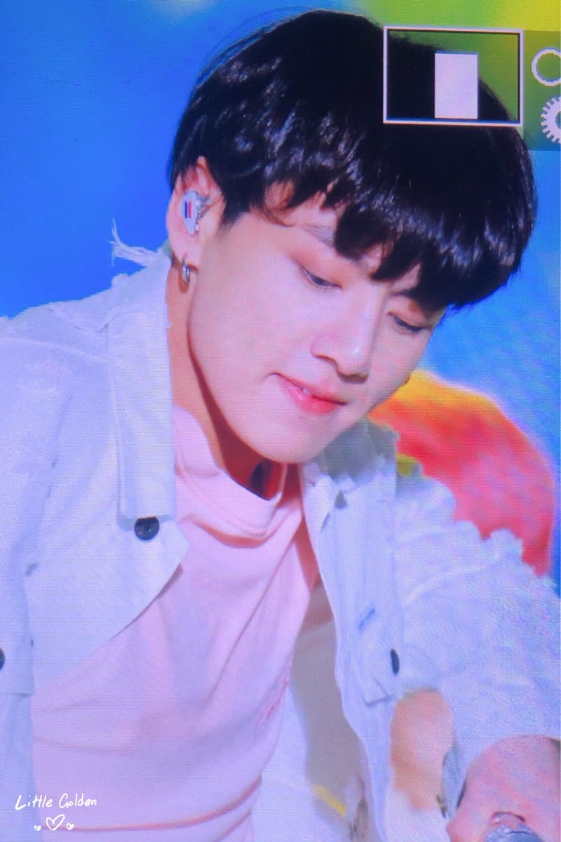 LittleGolden97's tweet photo. 190428 광주 슈퍼콘 #정국 #JK #방탄소년단 @BTS_twt 
❣️❣️ https://t.co/cIFqbkIk0K