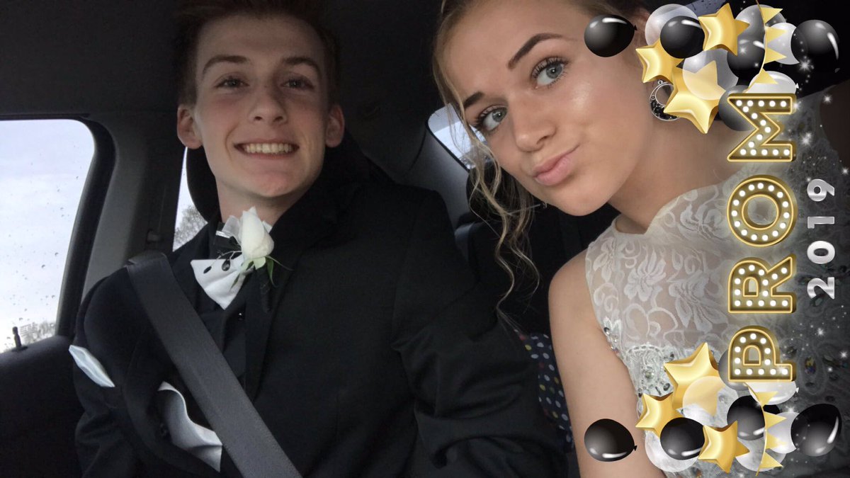 addireadinger's tweet photo. Prom!!! https://t.co/XZYiPSOEy2